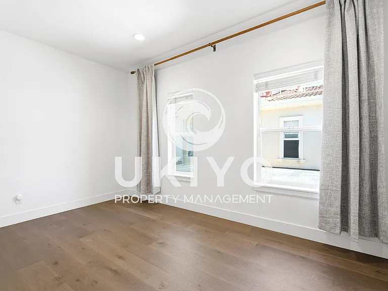 2933 McClure St — Photo 14