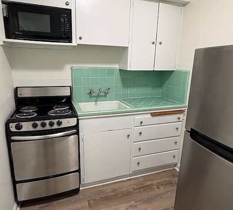 3rd image of 820 E Alhambra Ave APT A