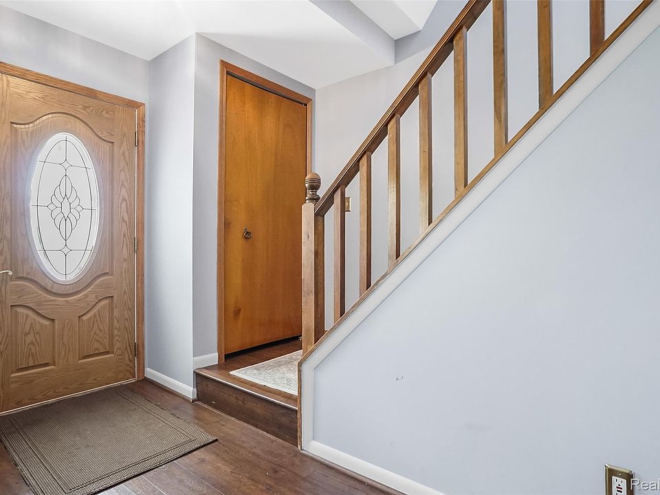 310 Browning Dr, photo 2