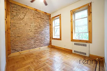 Rented by Rennit Inc.