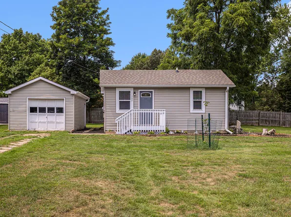127 Greenfield Blvd, Marshall, MI 49068