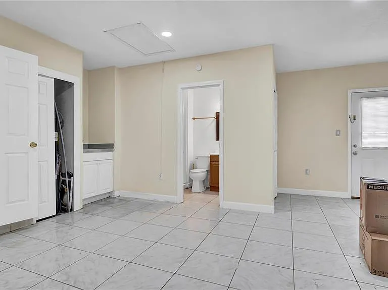 37 Peterlee Ct — Photo 20