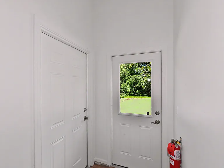 W330N4339 Lakeland Dr #B — Photo 30