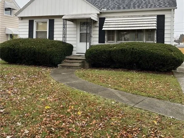3026 Ravenwood Blvd, Toledo, OH 43614