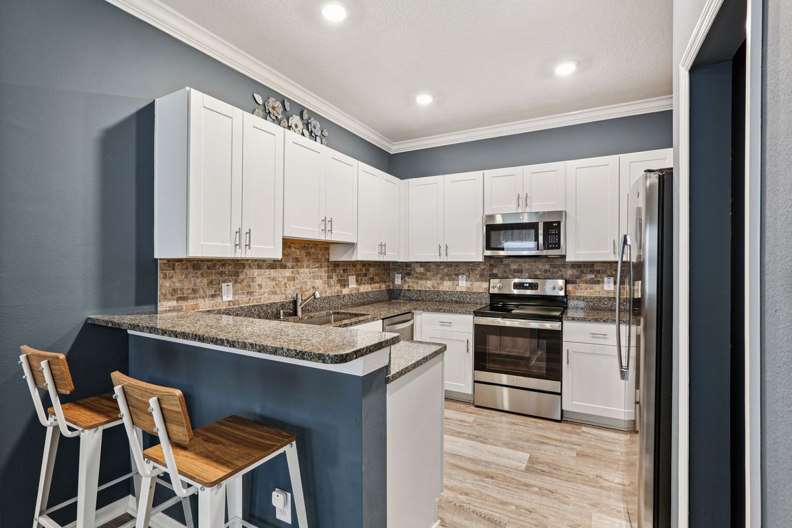 next background image