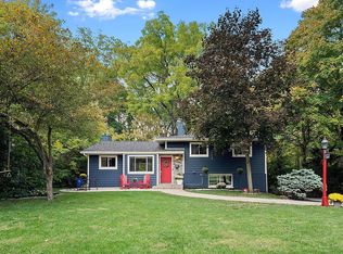 3699 Sunset Dr, Columbus, OH 43221