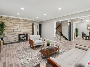 4436 Don Felipe Dr, Los Angeles, CA 90008
