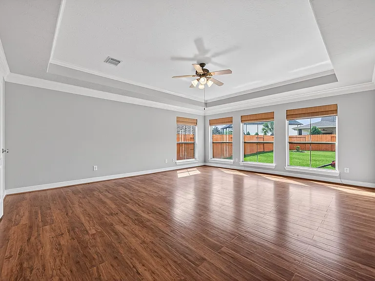 2315 Vinemead Ct — Photo 20