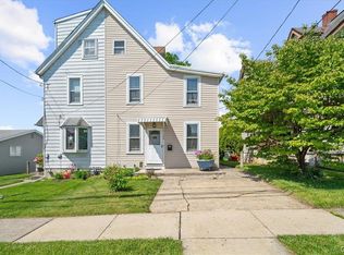 3126 S 5th Ave, Whitehall, PA 18052