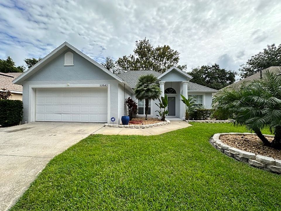 1st image of 32542 Crystal Breeze Ln