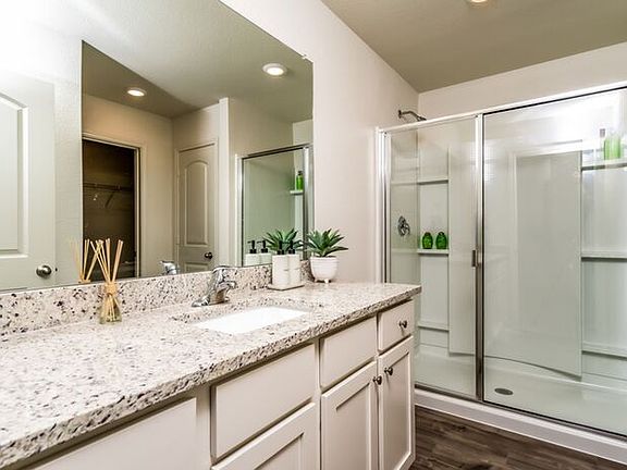 5th image of 109 Crimson Cir #109CC
