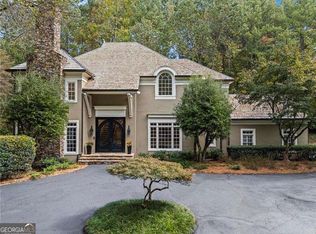 1235 W Garmon Rd, Sandy Springs, GA 30327