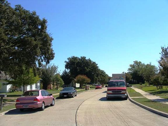 3rd image of 3217 Catalpa St
