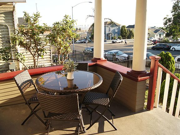 3rd image of 519 25th St APT 1