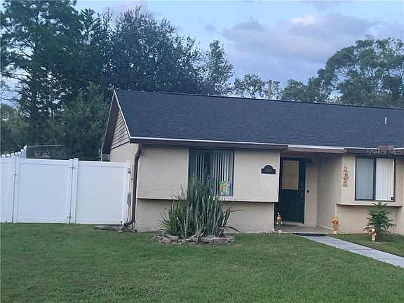 2nd image of 12610 Twisted Oak Dr