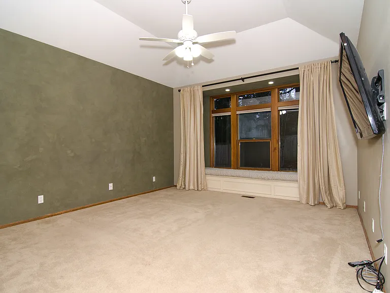 Master suite