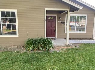 964 Monterey St, Hollister, CA
