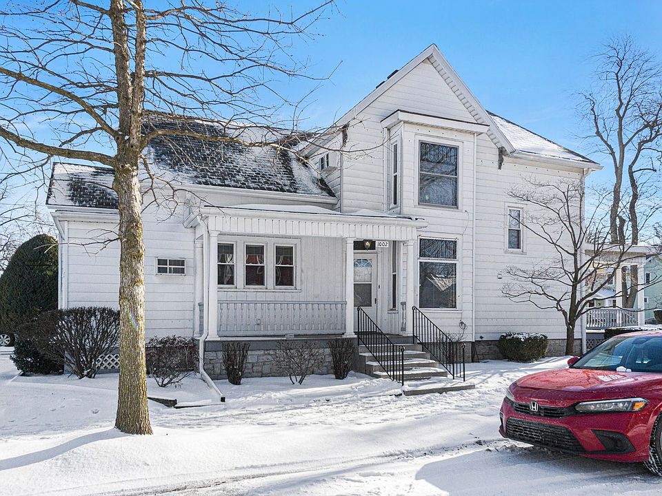 1st image of 1001 Columbia Ave #1002