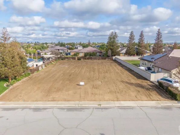 15520 Georges Letour Ave, Bakersfield, CA 93314