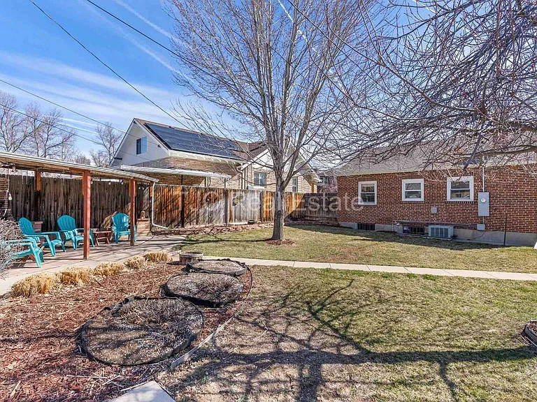 2675 Stuart St — Photo 23