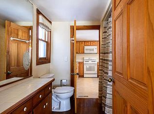 2008 Northview Rd, Waukesha, WI 53188