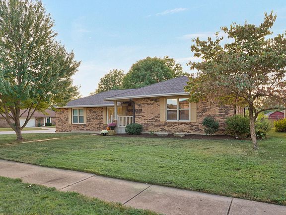 3rd image of 3343 S Virginia Avenue