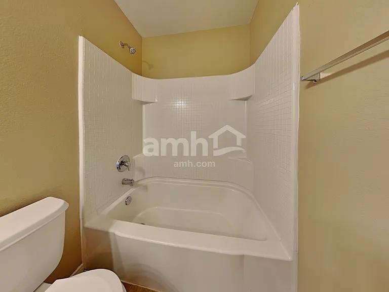 937 Iona Dr — Photo 17