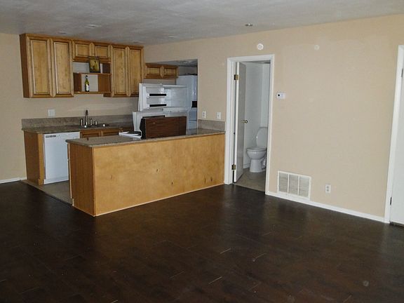 4th image of 1502 Elizabeth Ave
