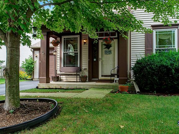 3rd image of 861 Crossland Dr