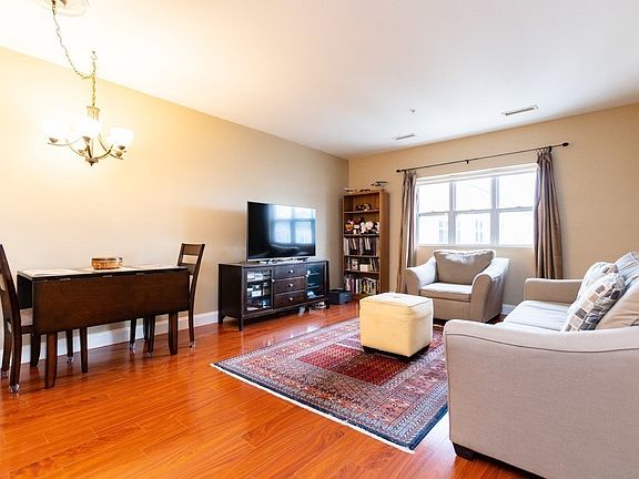 2nd image of 140 Railroad Ave APT B312