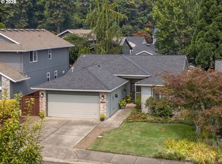 17921 SW Farwest Ln, Sherwood, OR 97140