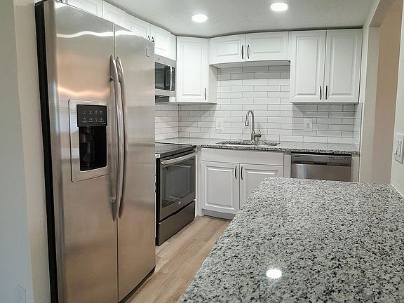5th image of 201 Bedford St APT 78