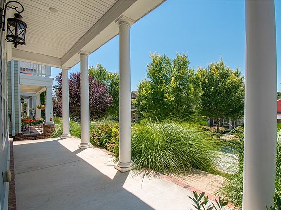 3rd image of 2486 Frontier Elm Dr