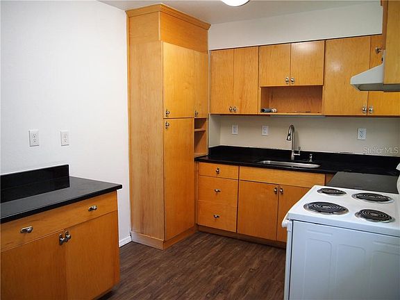 3rd image of 2301 Kenmore Ave