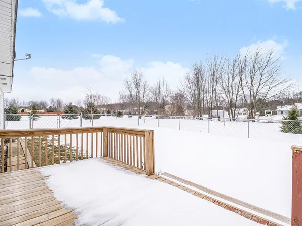 23761 Humming Bird Ave, Mattawan, MI 49071