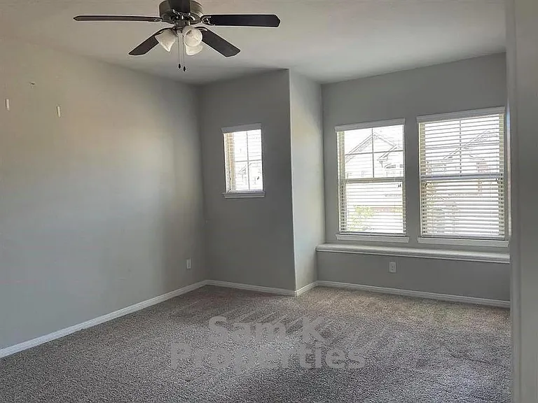 3413 Harvest Meadow Ln — Photo 11