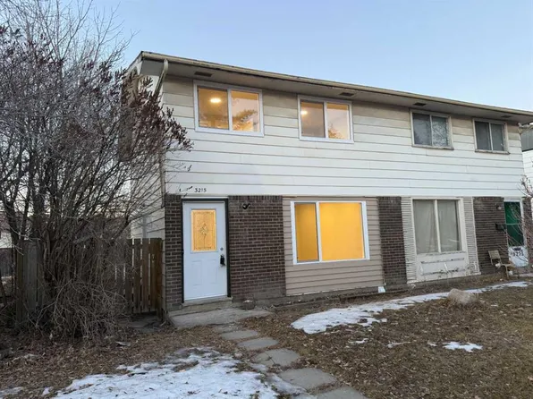 3215 Doverville Cres SE, Calgary, AB T2B 1V1