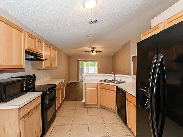 3236 Carlotta Rd — Photo 6