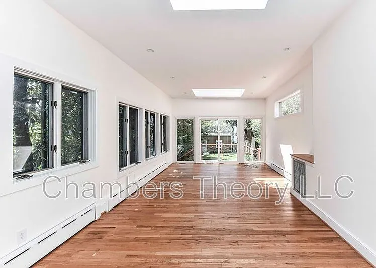 3222 Klingle Rd NW — Photo 12