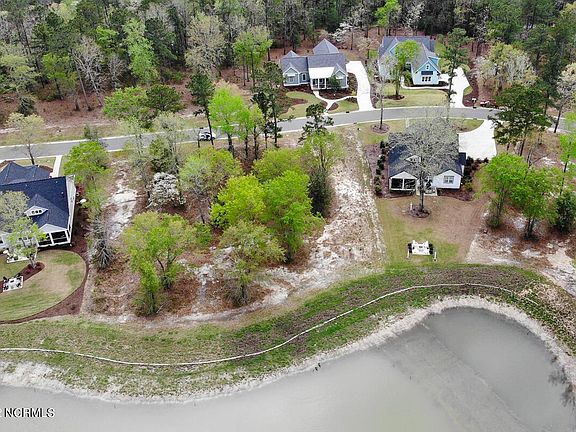 5th image of 3490 Belle Meade Way NE