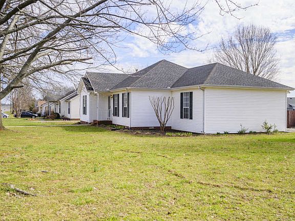 3rd image of 2231 Centertree Dr