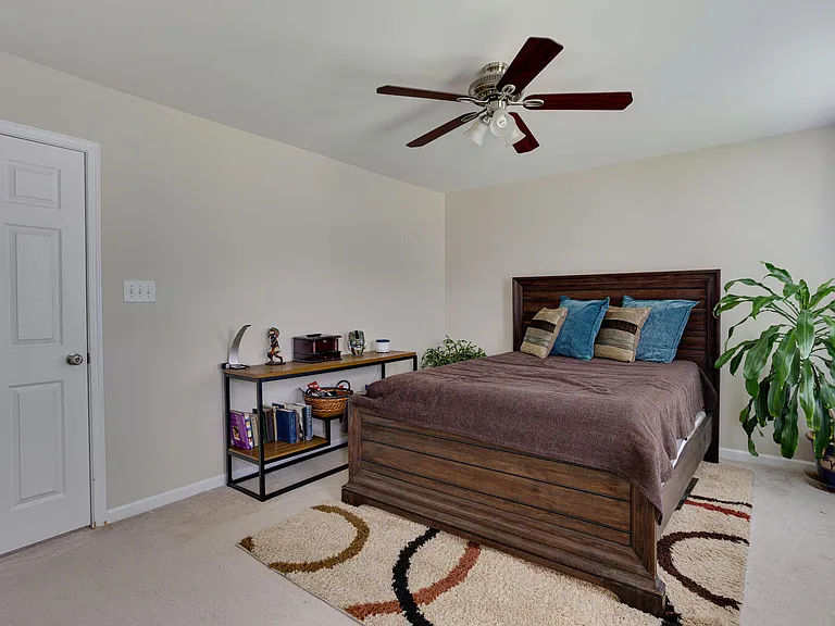 13312 Silverdust Ln — Photo 5