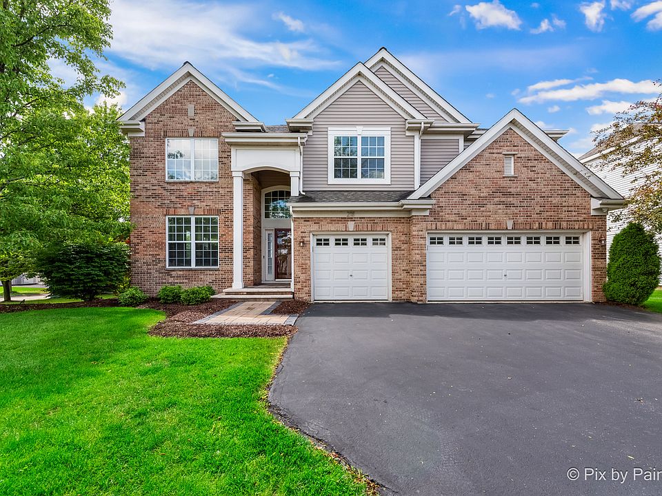 1st image of 218 Heritage Woods Dr