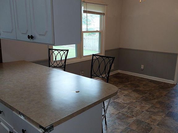 2nd image of 3110 Claystone St SE