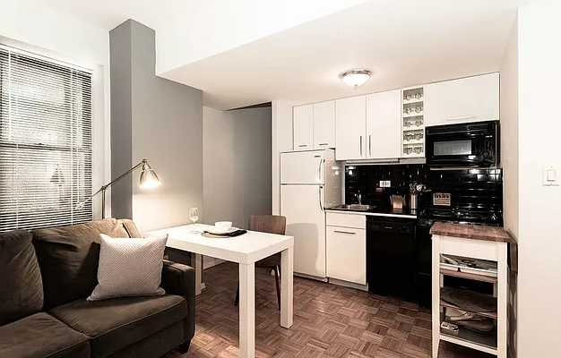 Rented by Keller Williams NYC | media 41