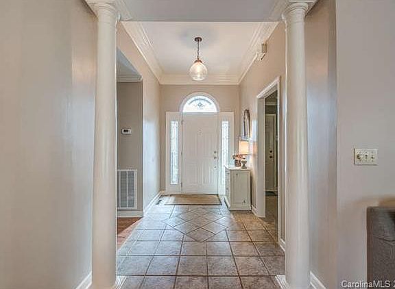 5th image of 2616 Newcombe Ct
