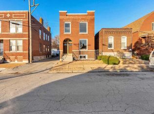 3227 Dakota St, Saint Louis, MO 63111