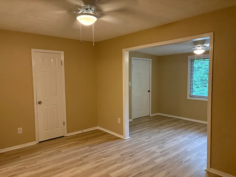 1189 Ashborough Dr SE #D — Photo 37