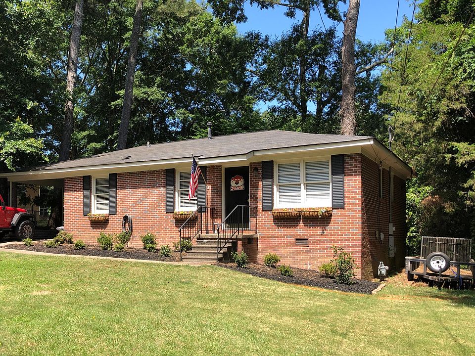 2nd image of 343 Village Dr
