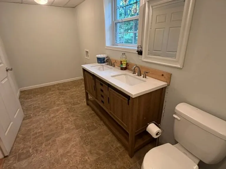 4040 Lynncrest Dr NE — Photo 11